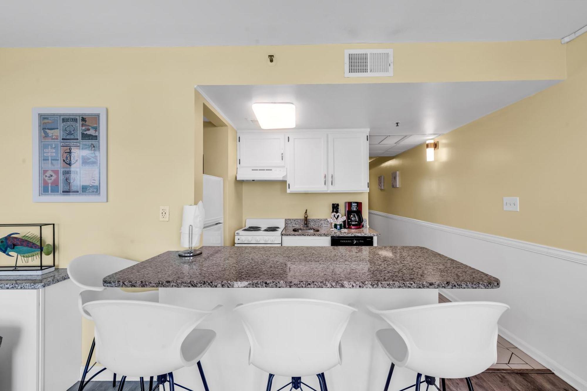 Oceanfront Condo Steps To The Beach W No Resort Fees Миртъл Бийч Екстериор снимка